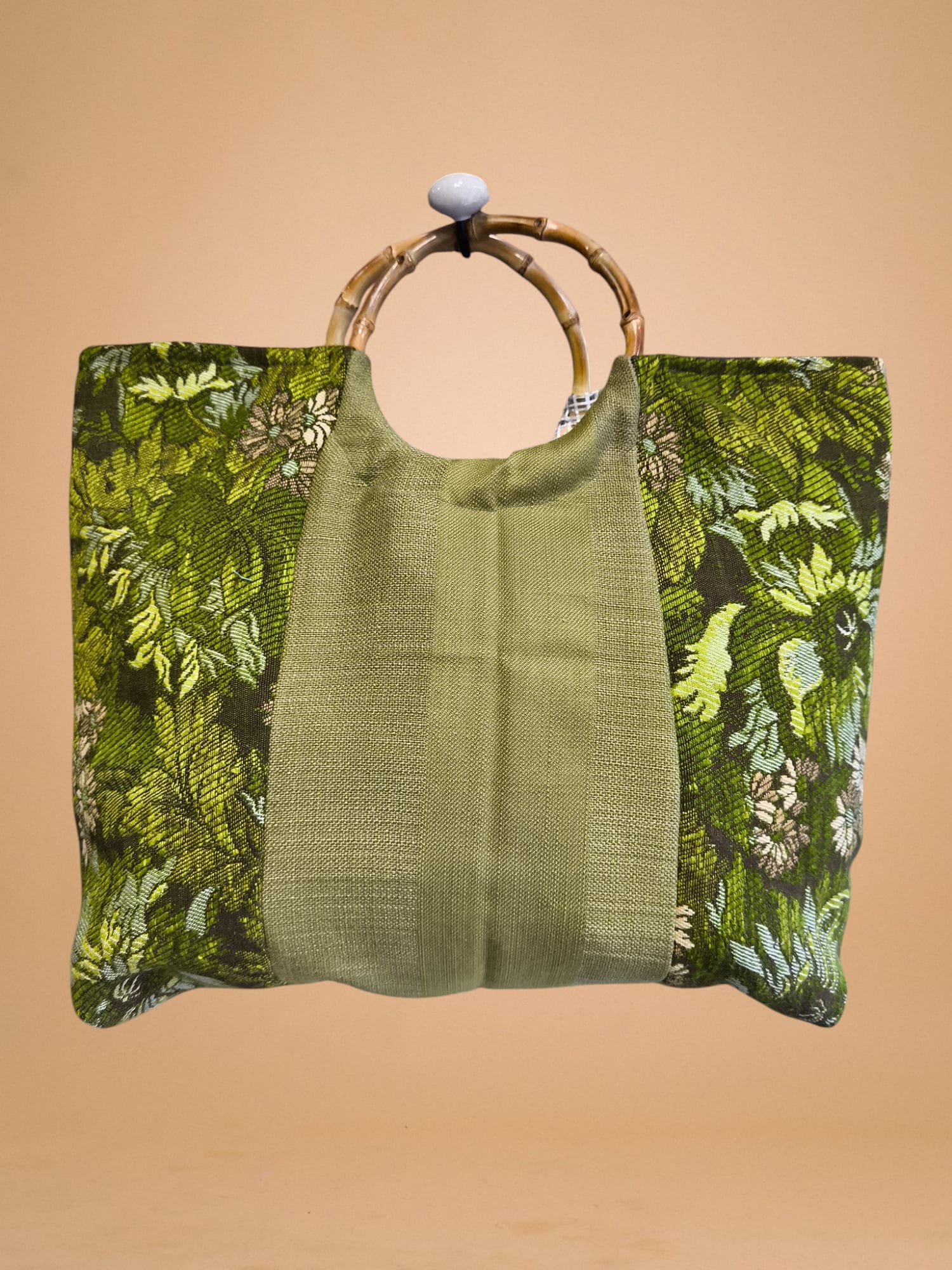 Borsa OLGA in Tessuto Artigianale verde con Manici in Bamboo