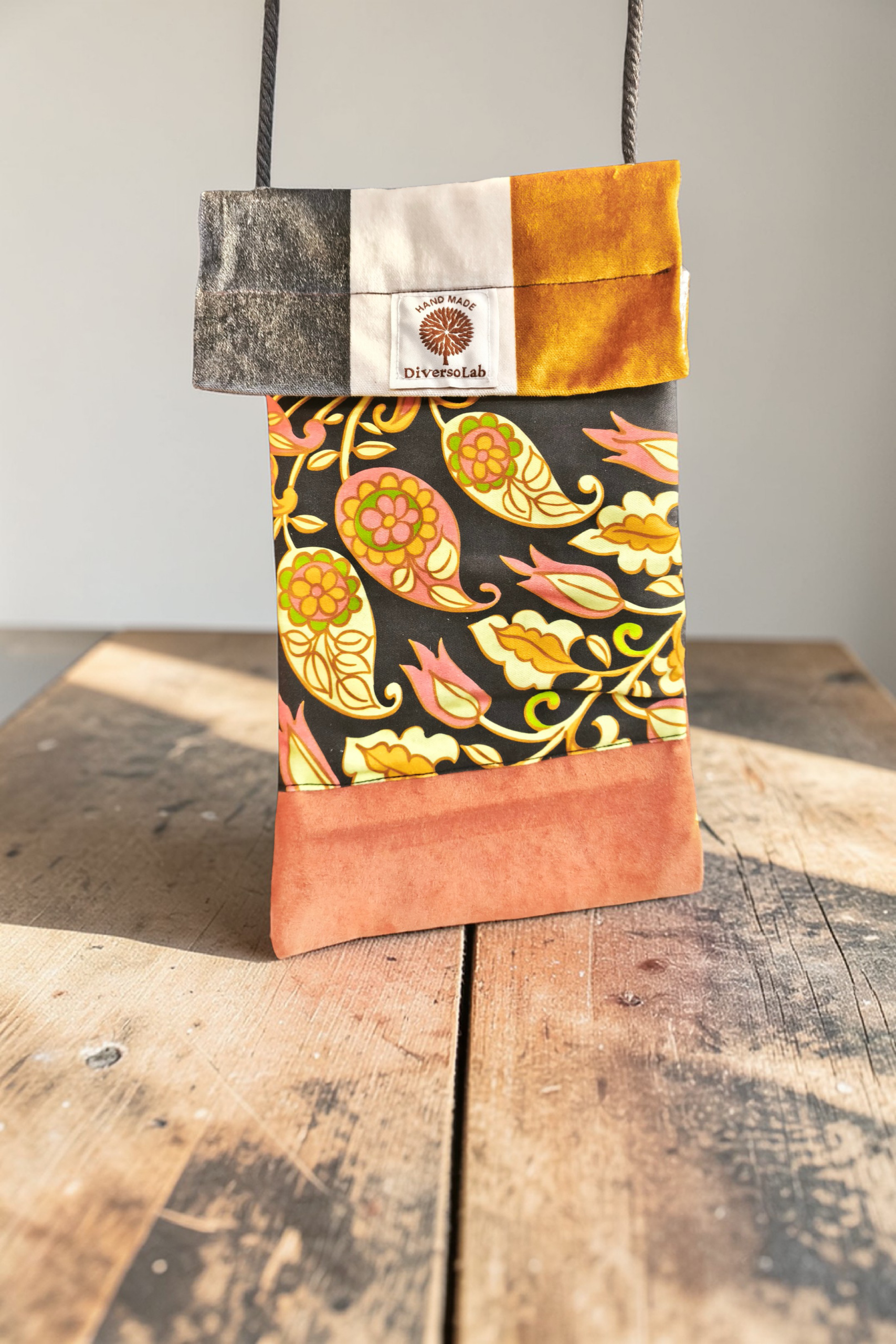 "PAOLETTA nero arancio" - immagine 2