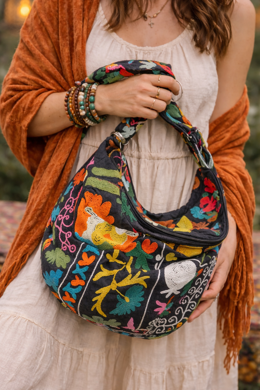 Marsupio DANTE Nero Maxi in Cotone Ricamato Suzani