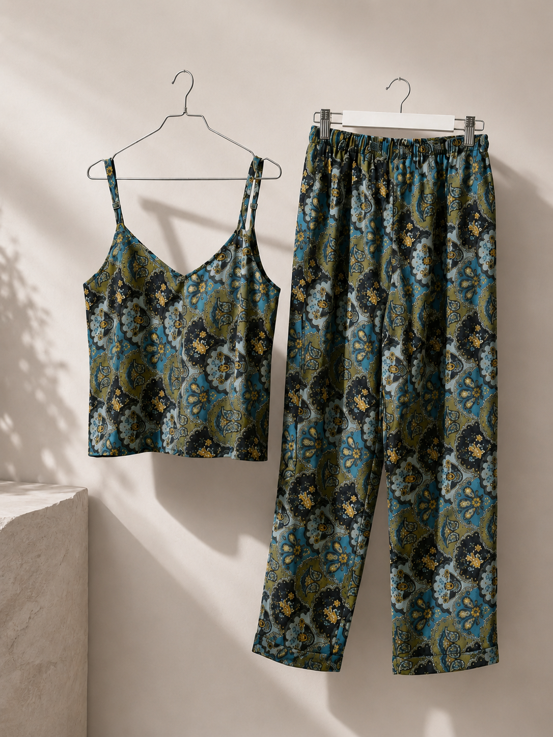 Completo Indira Seta Verde Top e Pantalone | DiversoLab